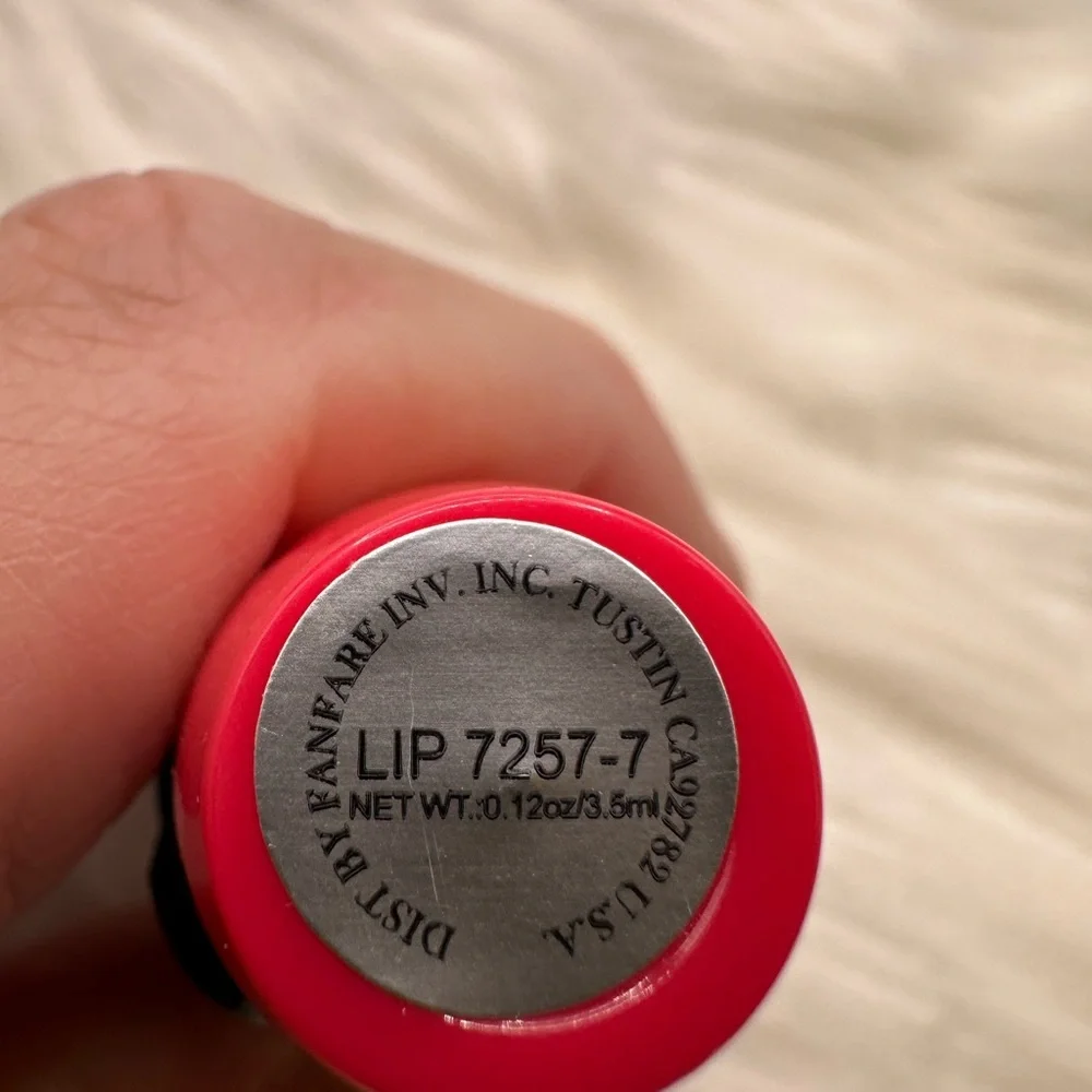 🩷5/$10🩷 lipstick